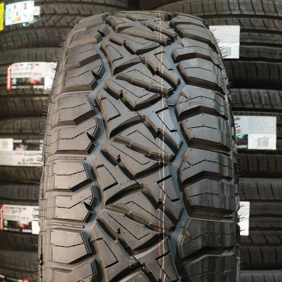 Neumático 285/75R16 SONIX RT 116/113Q W LT    2