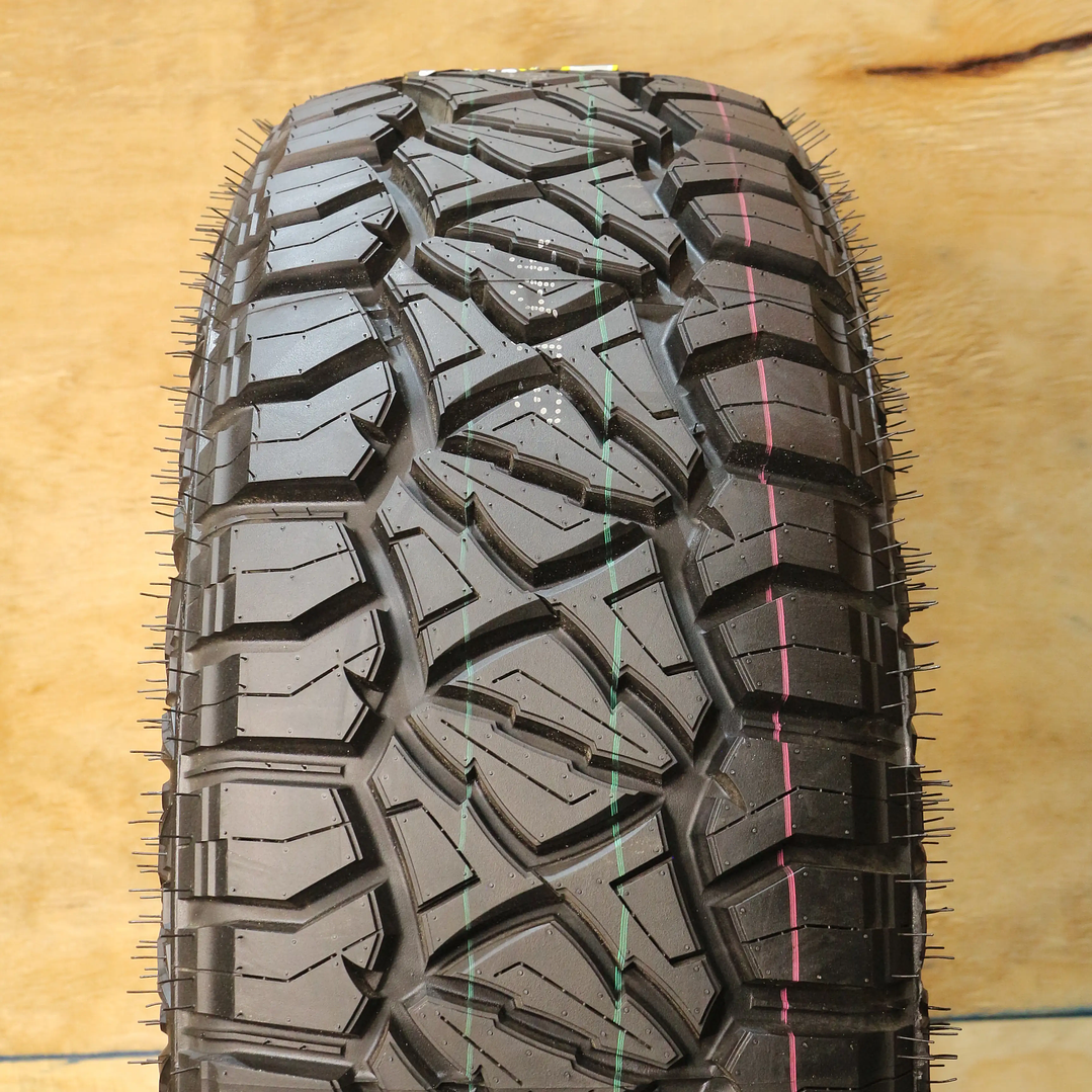 Neumático 31/10.50R15 SONIX RT 109Q LT W 2