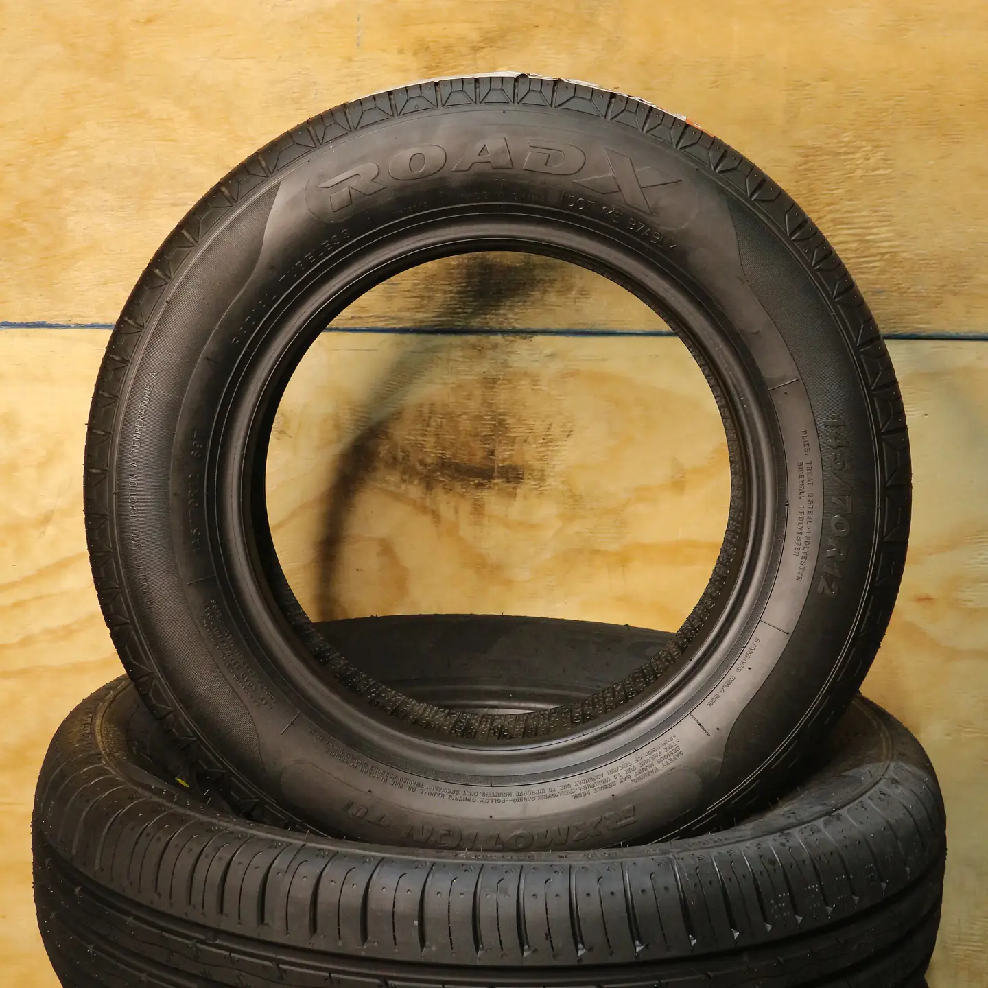 Neumático 145/70R12 ROADX TAXI 69T 3