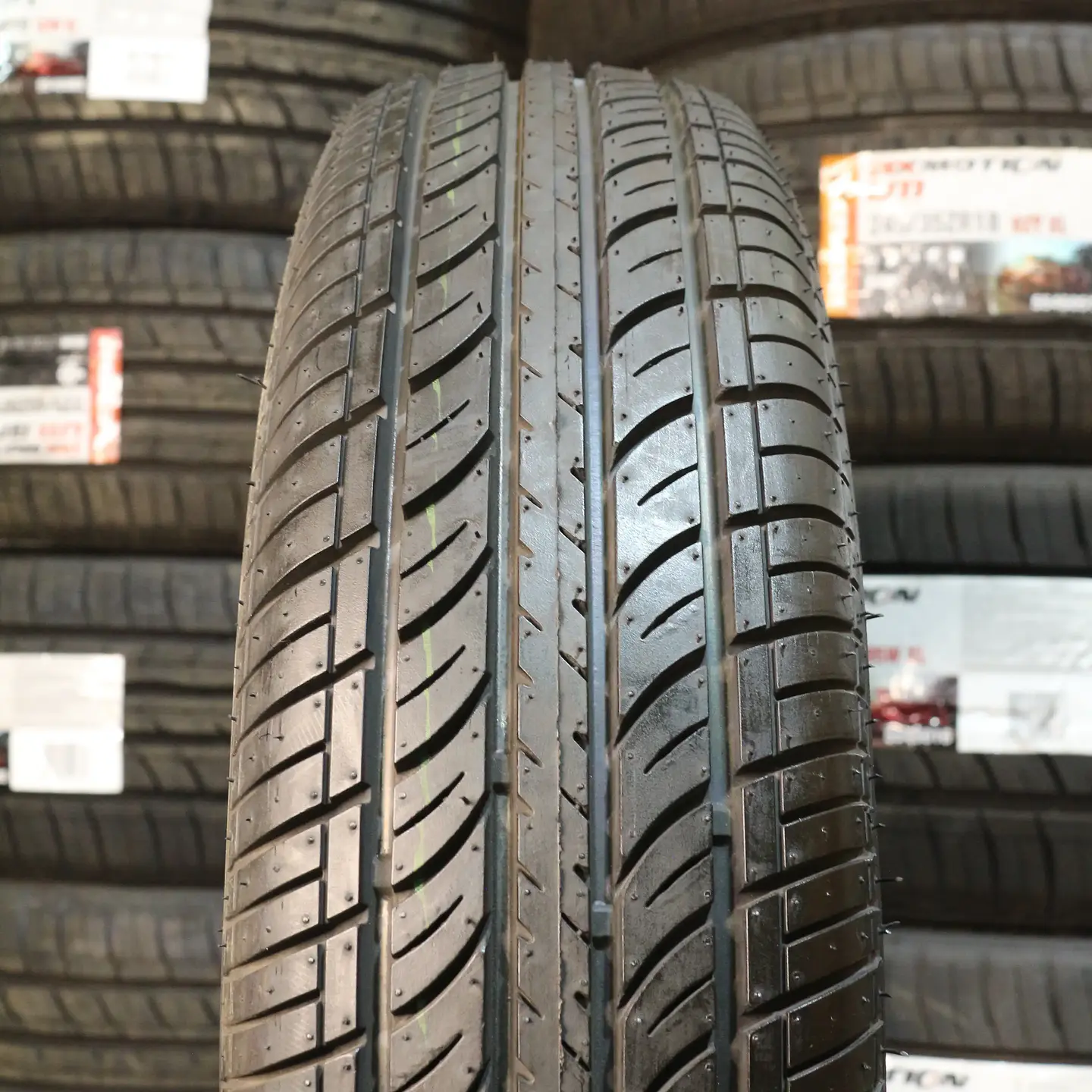 Neumático 165R13C LONGWAY ZT101 94/93N 2