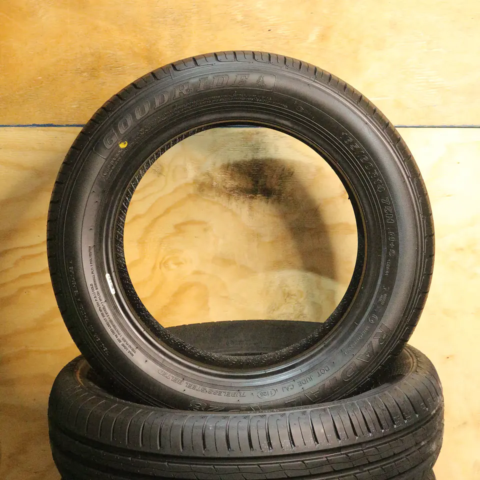 Neumático 165/60R14 GOODRIDE RP28 75H 3