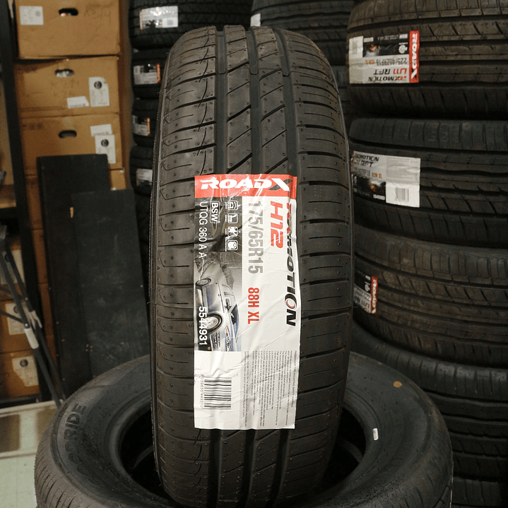 Neumático 175/65R15 ROADX H12 88H      1