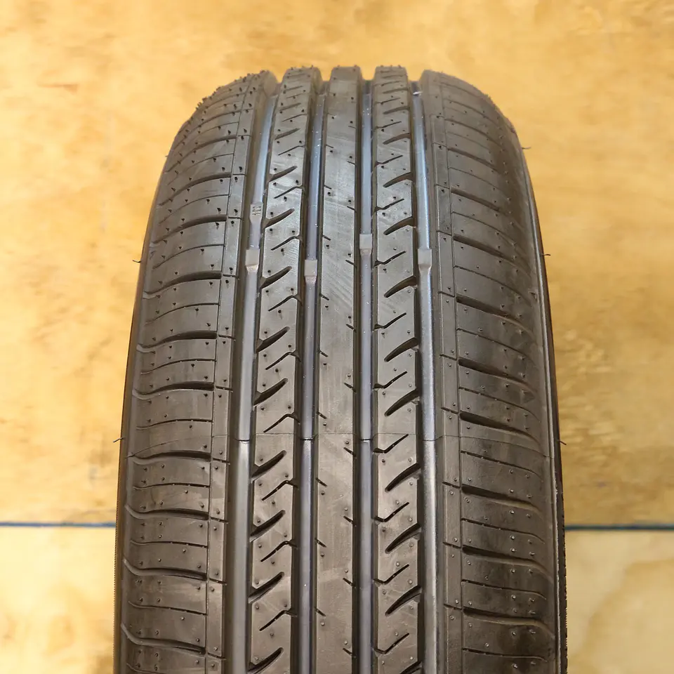 Neumático 175/70R13 GOODRIDE G118 82T 2