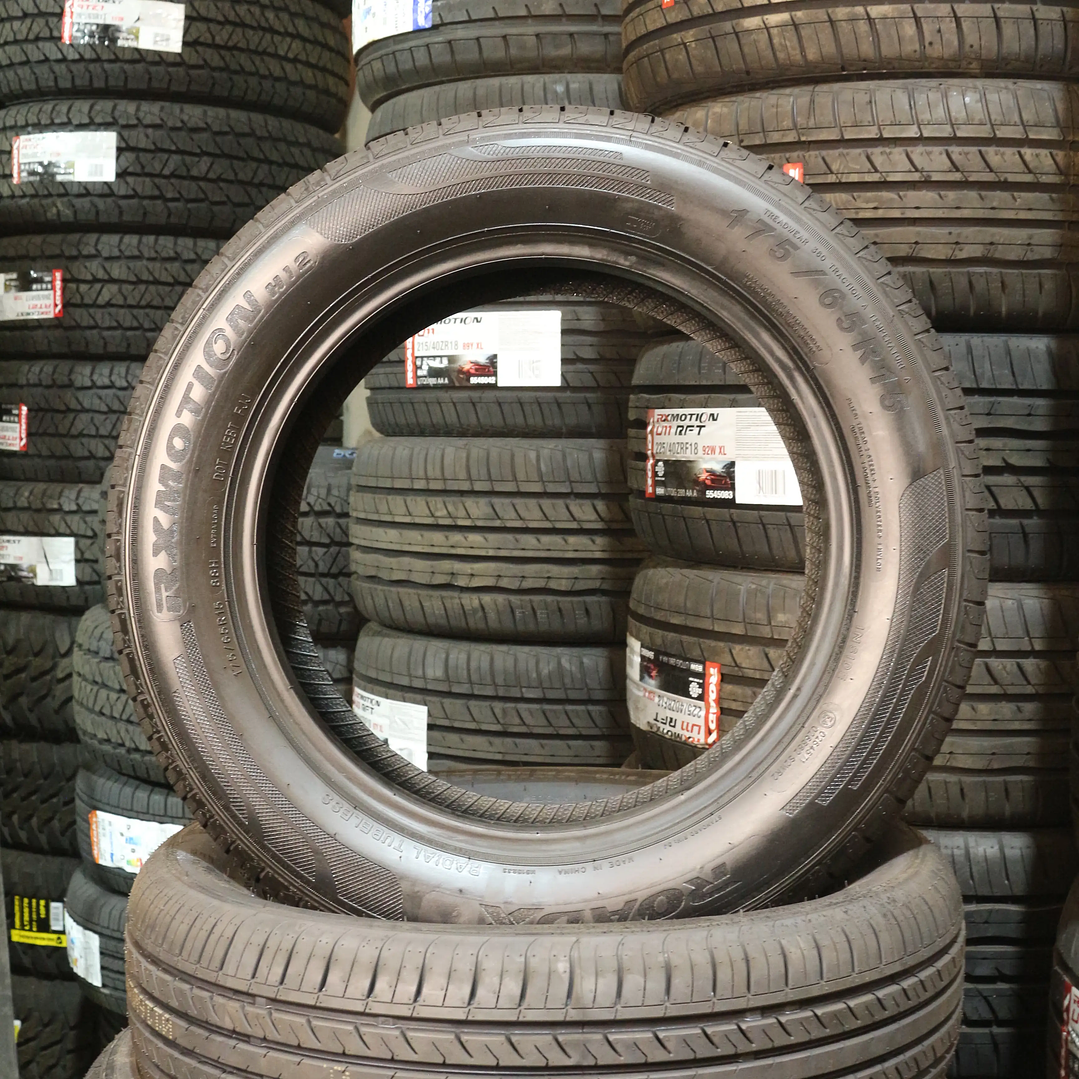 Neumático 175/65R15 ROADX H12 88H      3