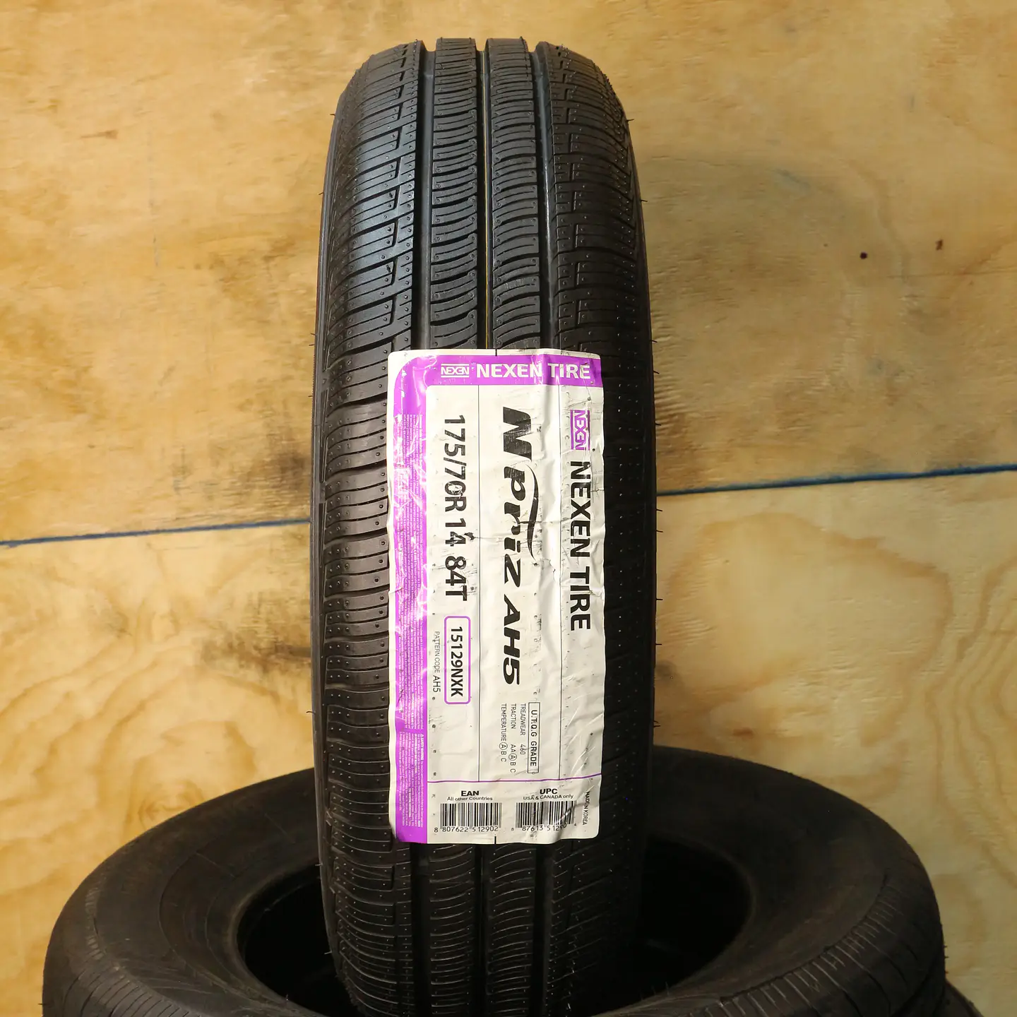 Neumático 175/70R14 NEXEN NPRIZ AH5 84T 1
