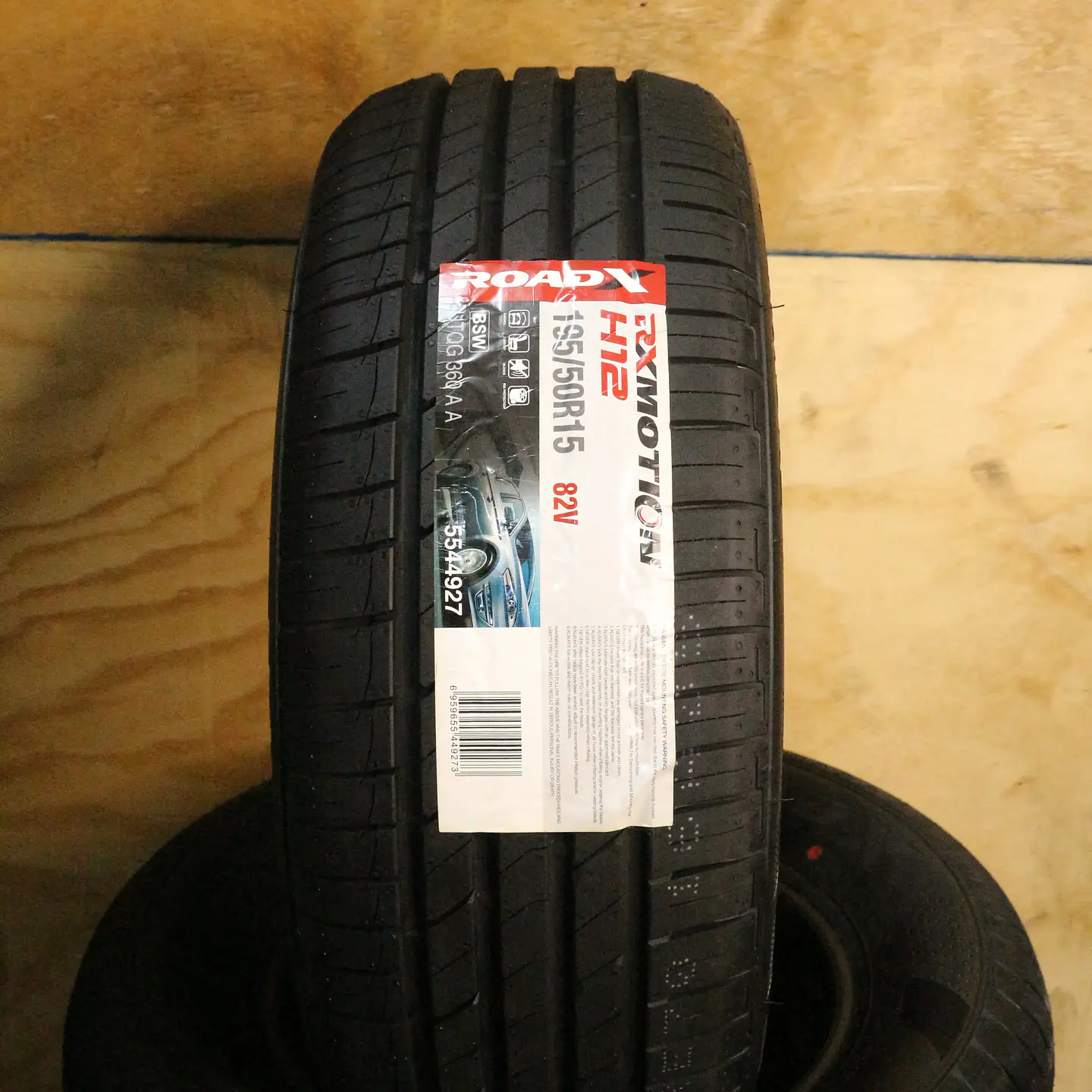 Neumático 195/50R15 ROADX H12 82V 1