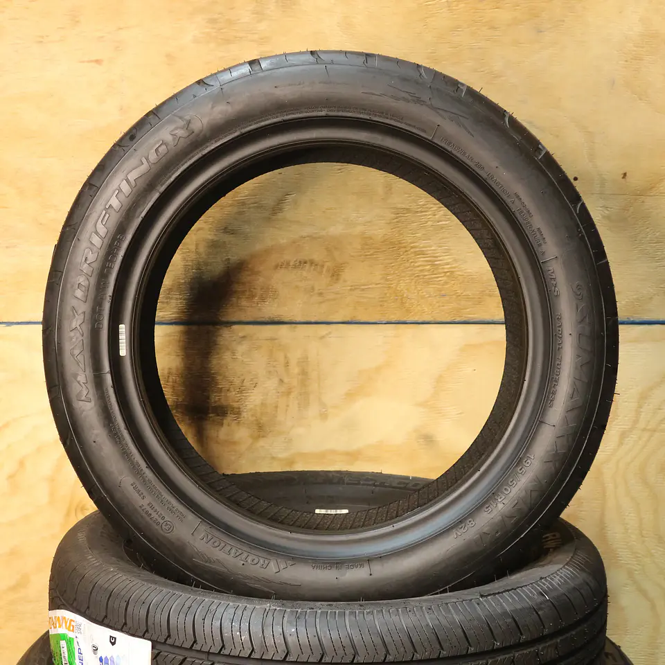 Neumático 195/50R15 SUMAXX MAX DRIFTING X 82V 3