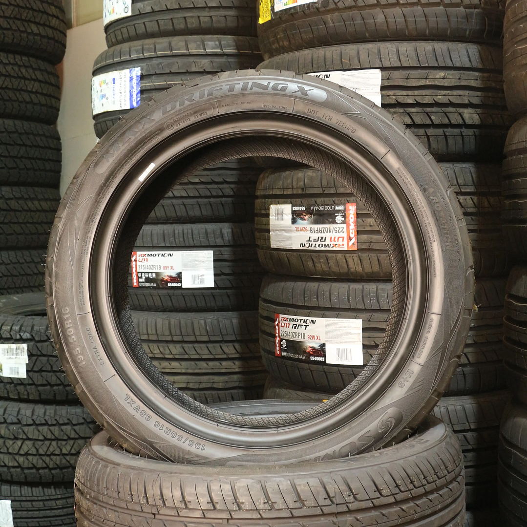 Neumático 195/50R16 SUMAXX MAX DRIFTING X 88V    3