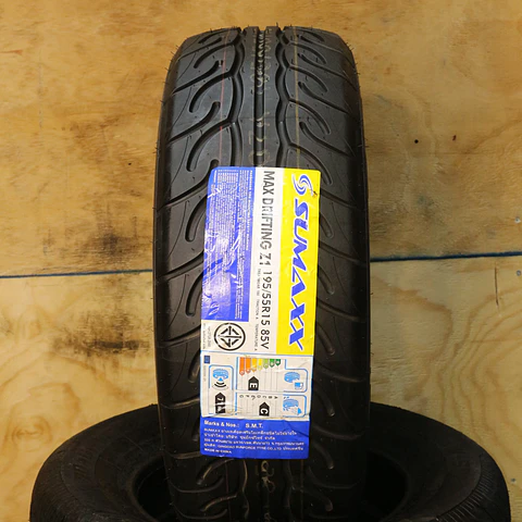 Neumático 195/55R15 SUMAXX MAX DRIFTING Z1 85V
