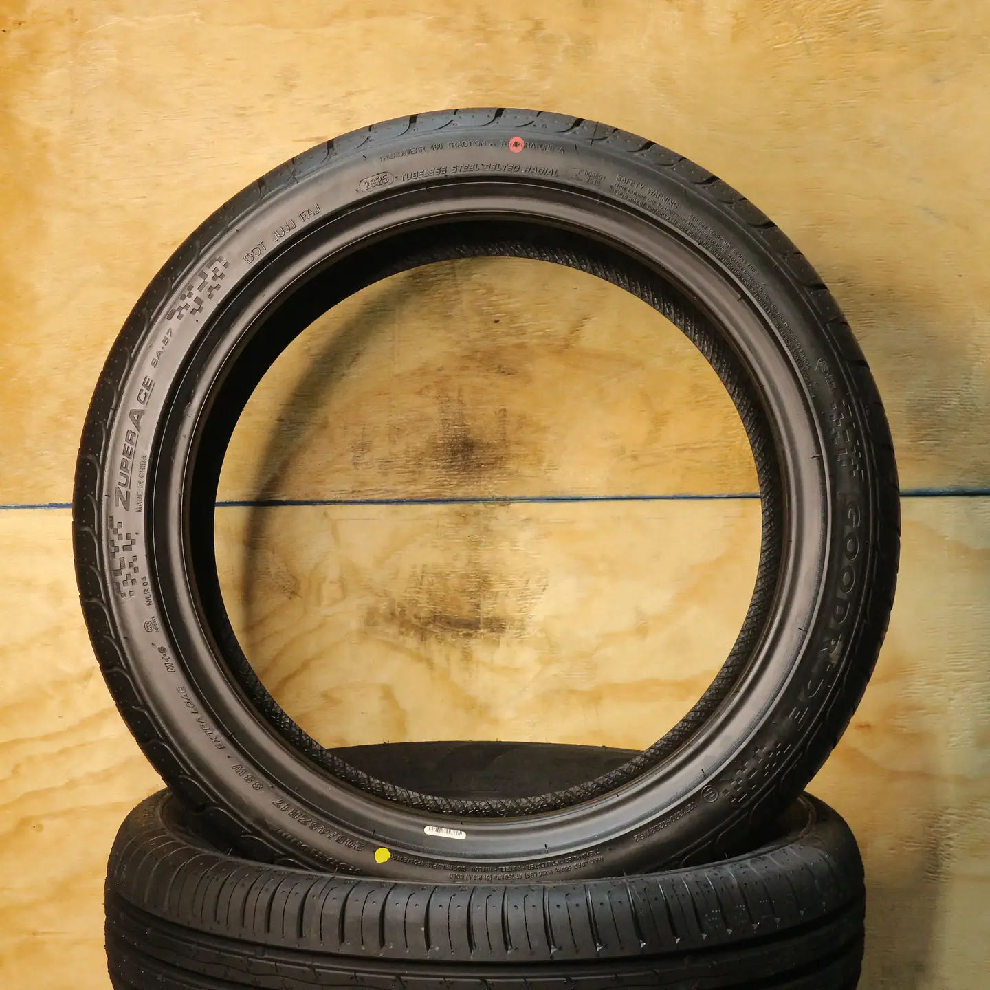 Neumático 205/45R17 GOODRIDE SA57 88W 3