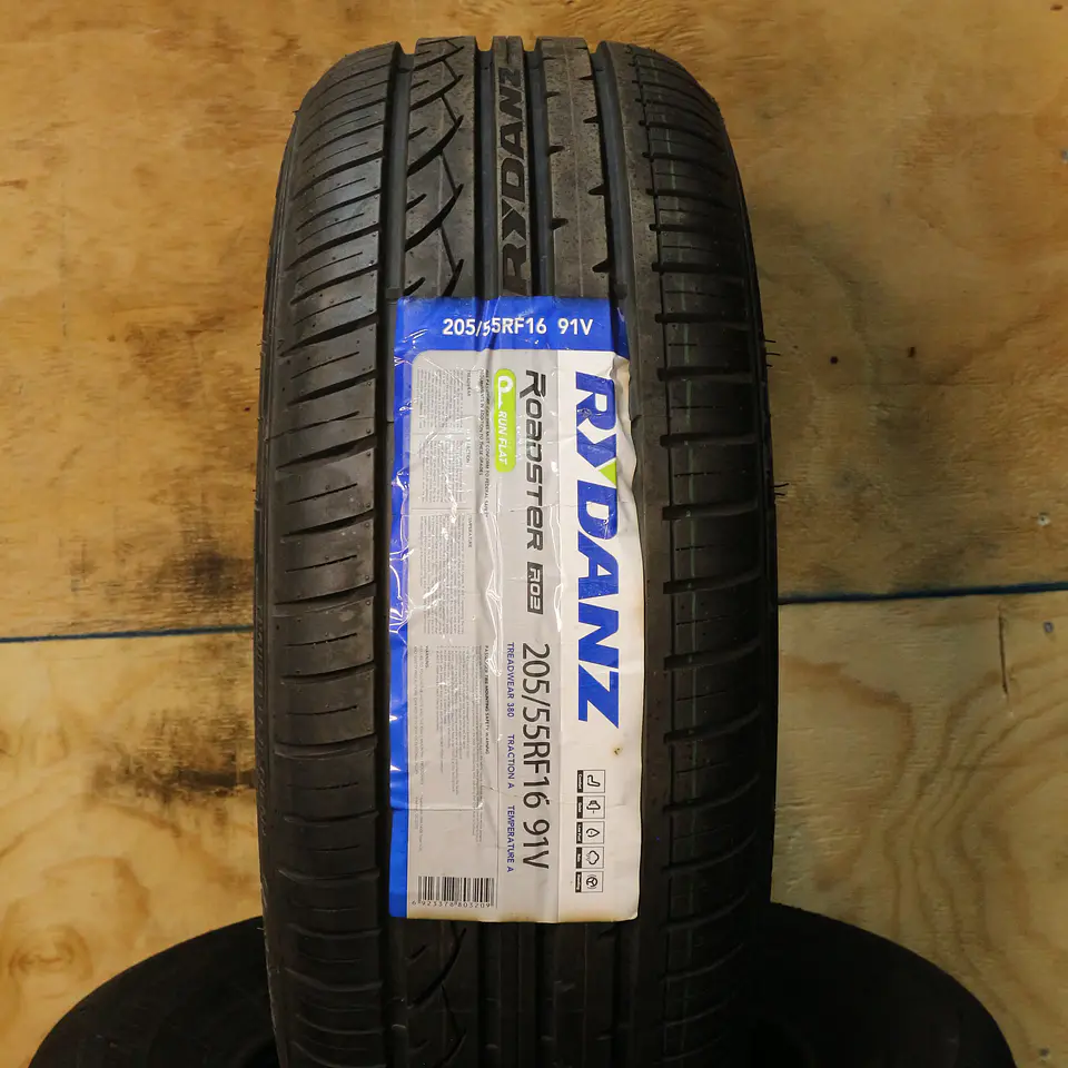 Neumático 205/55R16 RYDANZ R03 RUNFLAT 91V 1