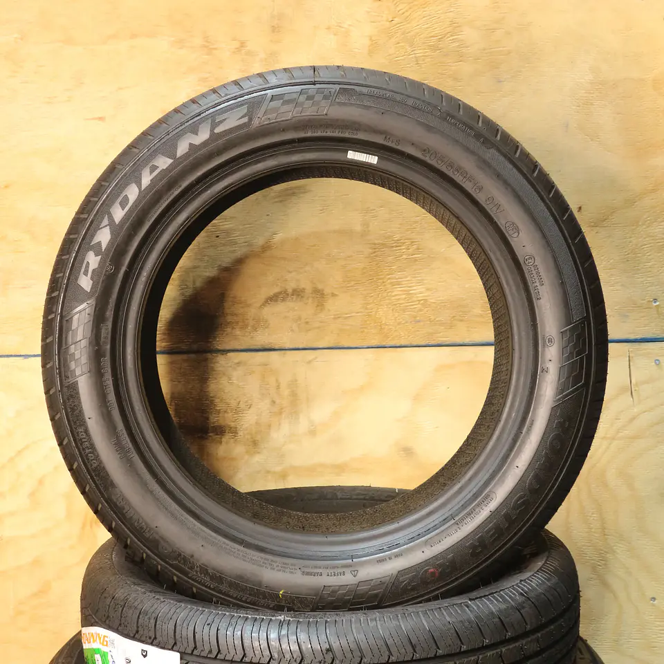 Neumático 205/55R16 RYDANZ R03 RUNFLAT 91V 3