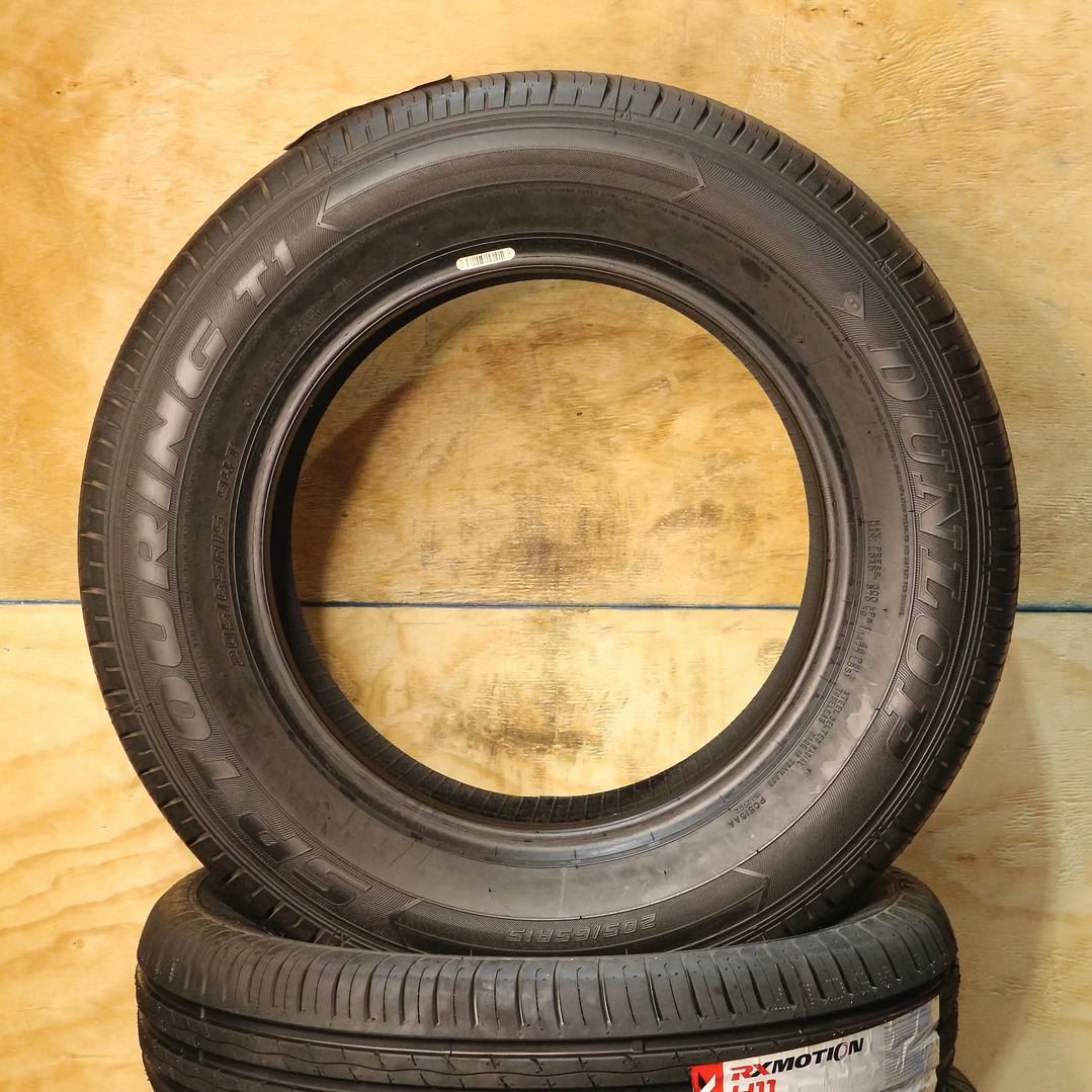 Neumático 205/65R15 DUNLOP SPT1 94T      3