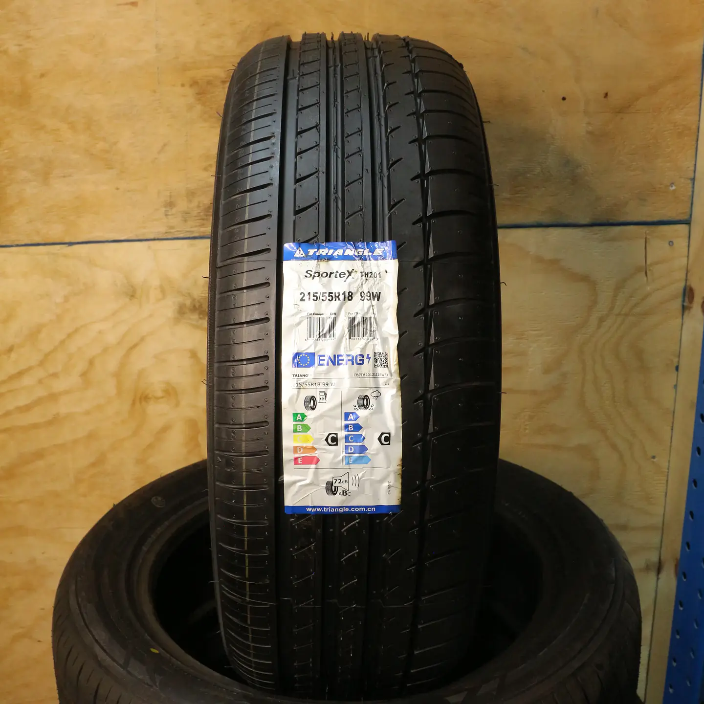 Neumático 215/55R18 TRIANGLE TH201 99W 1