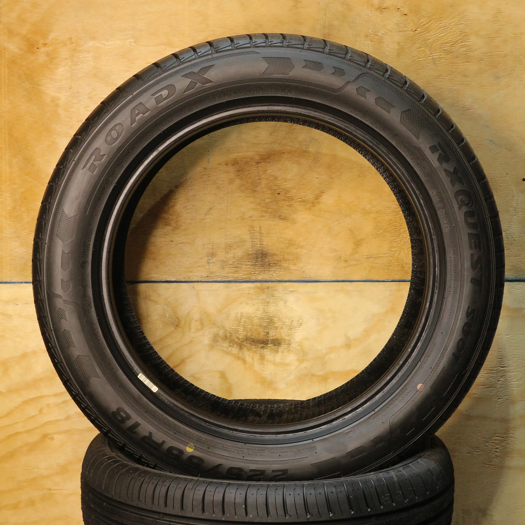 Neumático 225/55R18 ROADX SU01 102W XL 3