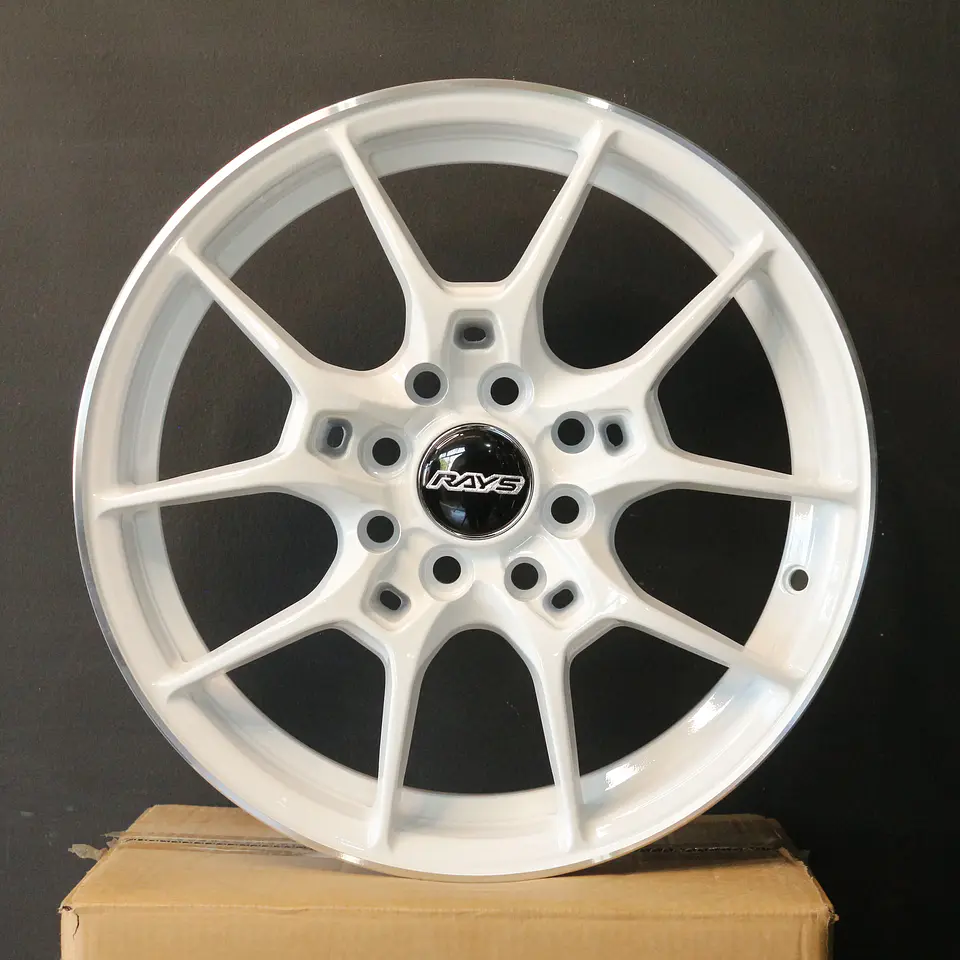 RAYSG025 Llanta Aro 15X6.5 4X100/114 W Et 40 1