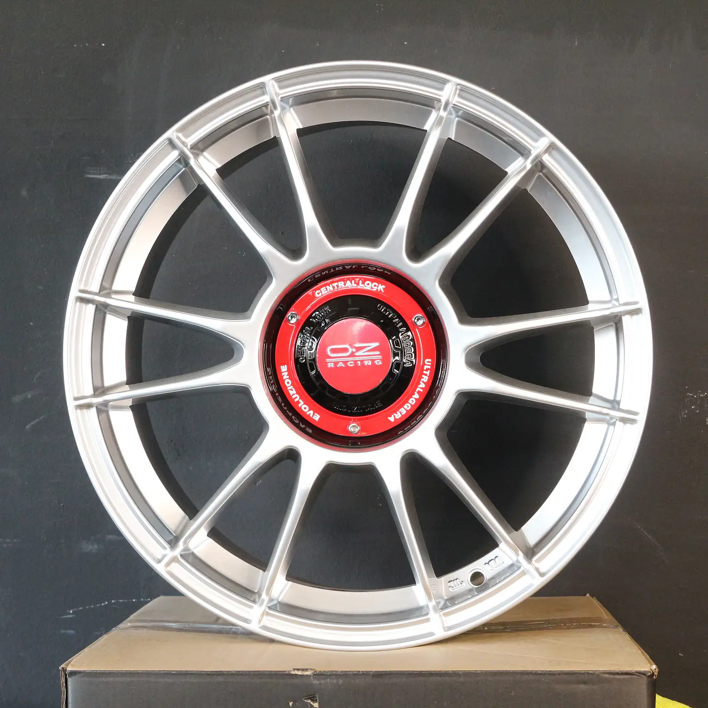ZR02567710HS Llanta Aro 17X7.5 4X100 Hs Et 38 1