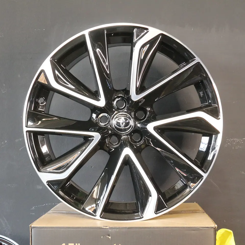587888510B4 Llanta Aro 18X8 5X100 B4 Et 40 1