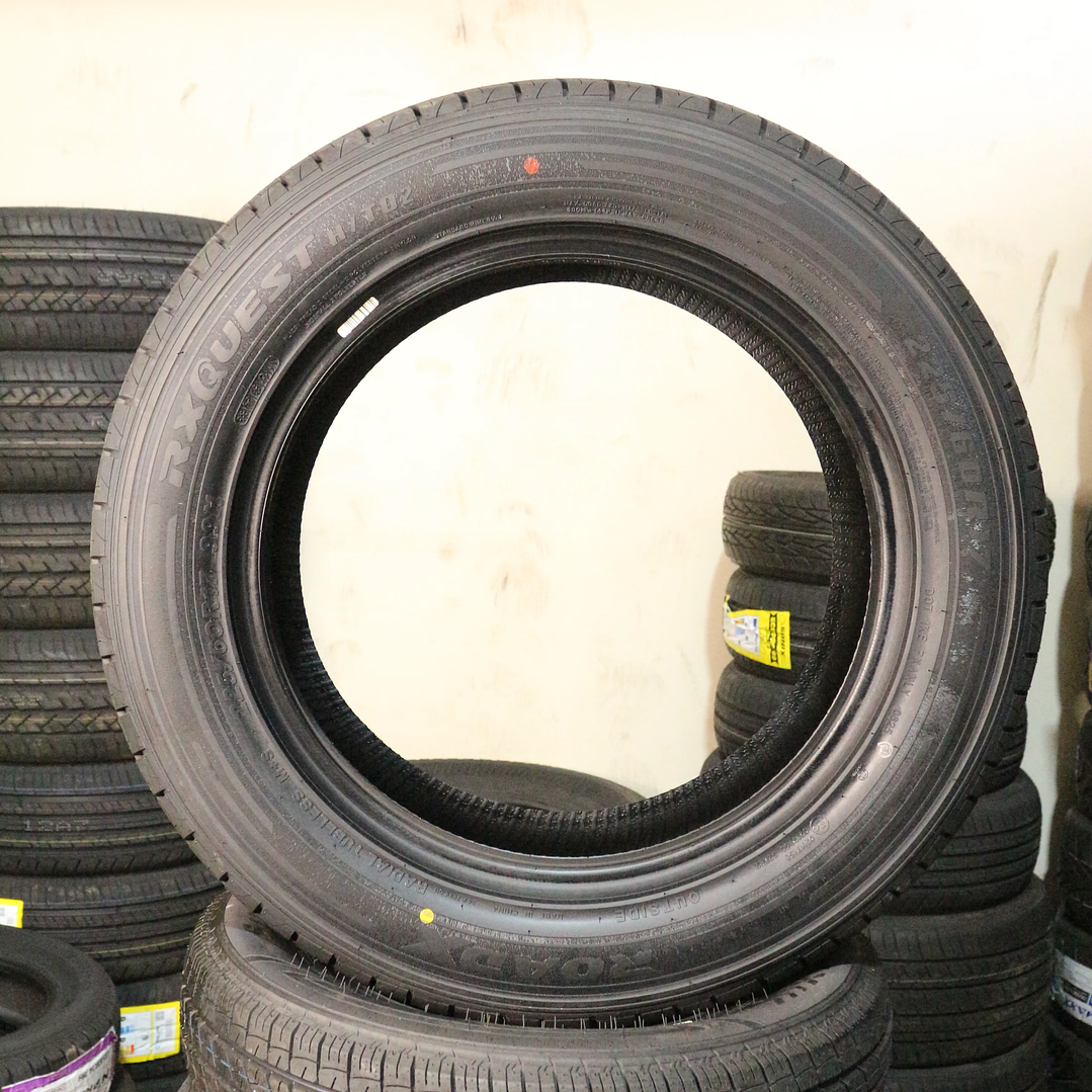 Neumático 225/60R17 ROADX RXQUEST HT02 2
