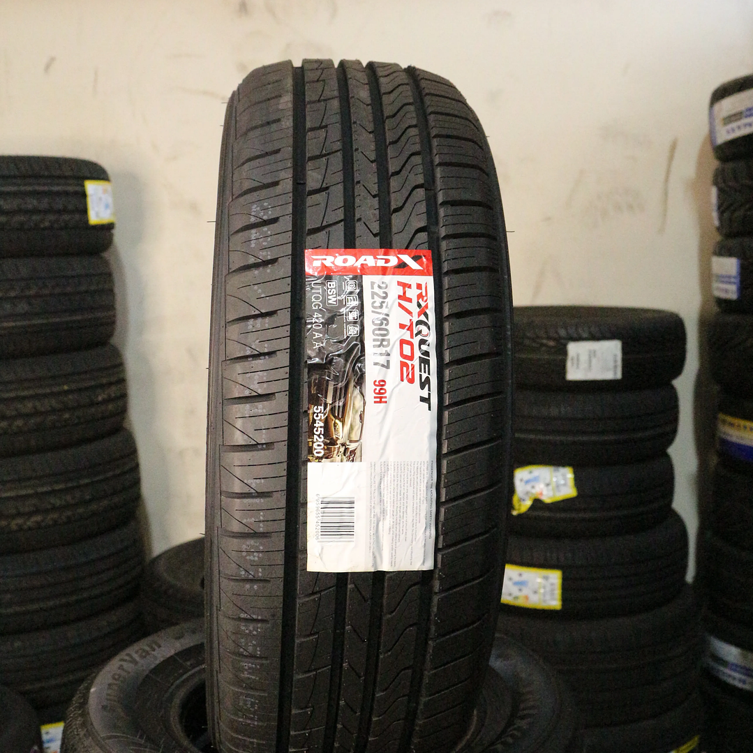 Neumático 225/60R17 ROADX RXQUEST HT02 1