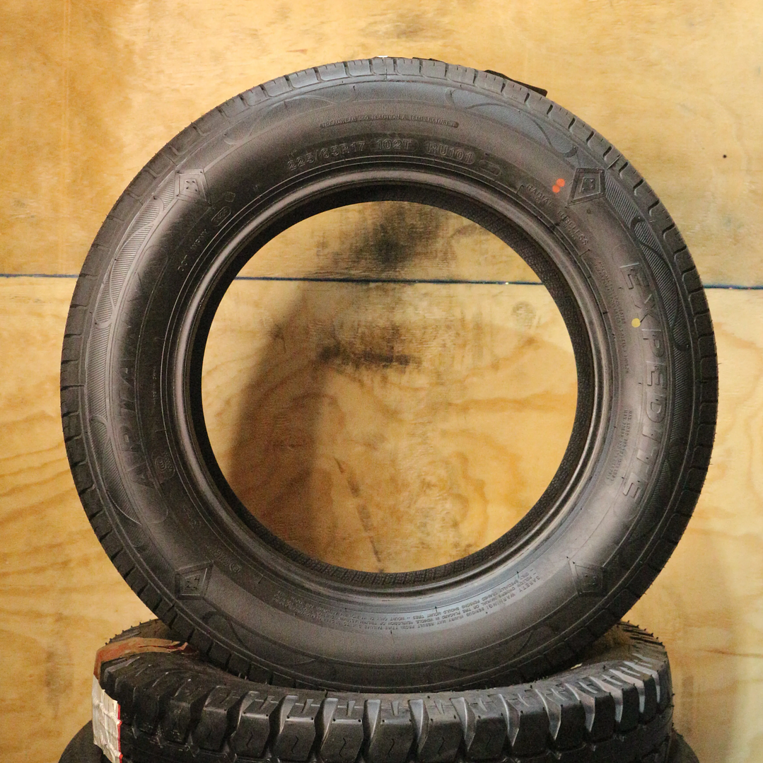 Neumático 225/65R17 APTANY RU101 102T 2