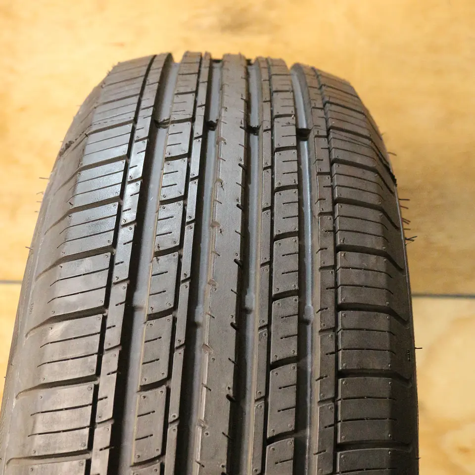 Neumático 225/65R17 APTANY RU101 102T 3