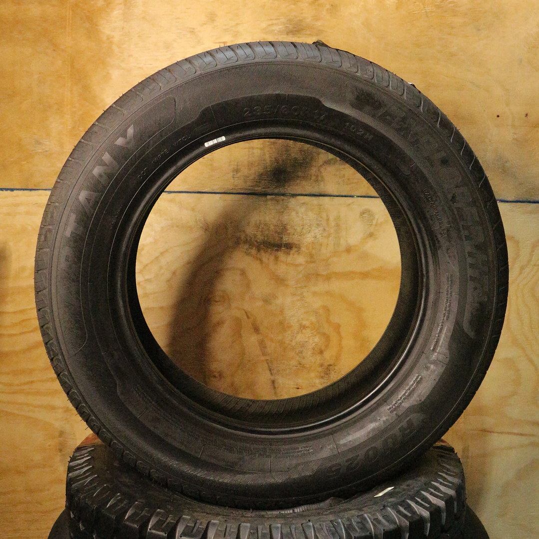 Neumático 235/60R17 APTANY RU25 102H 2