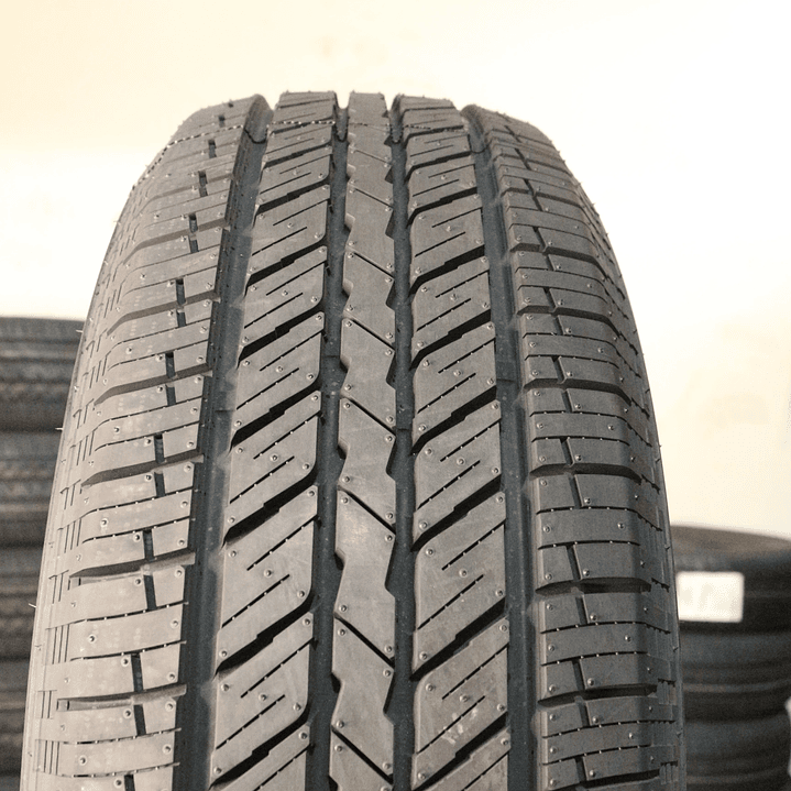 Neumático 235/65R18 ROADX HT01 106H 3