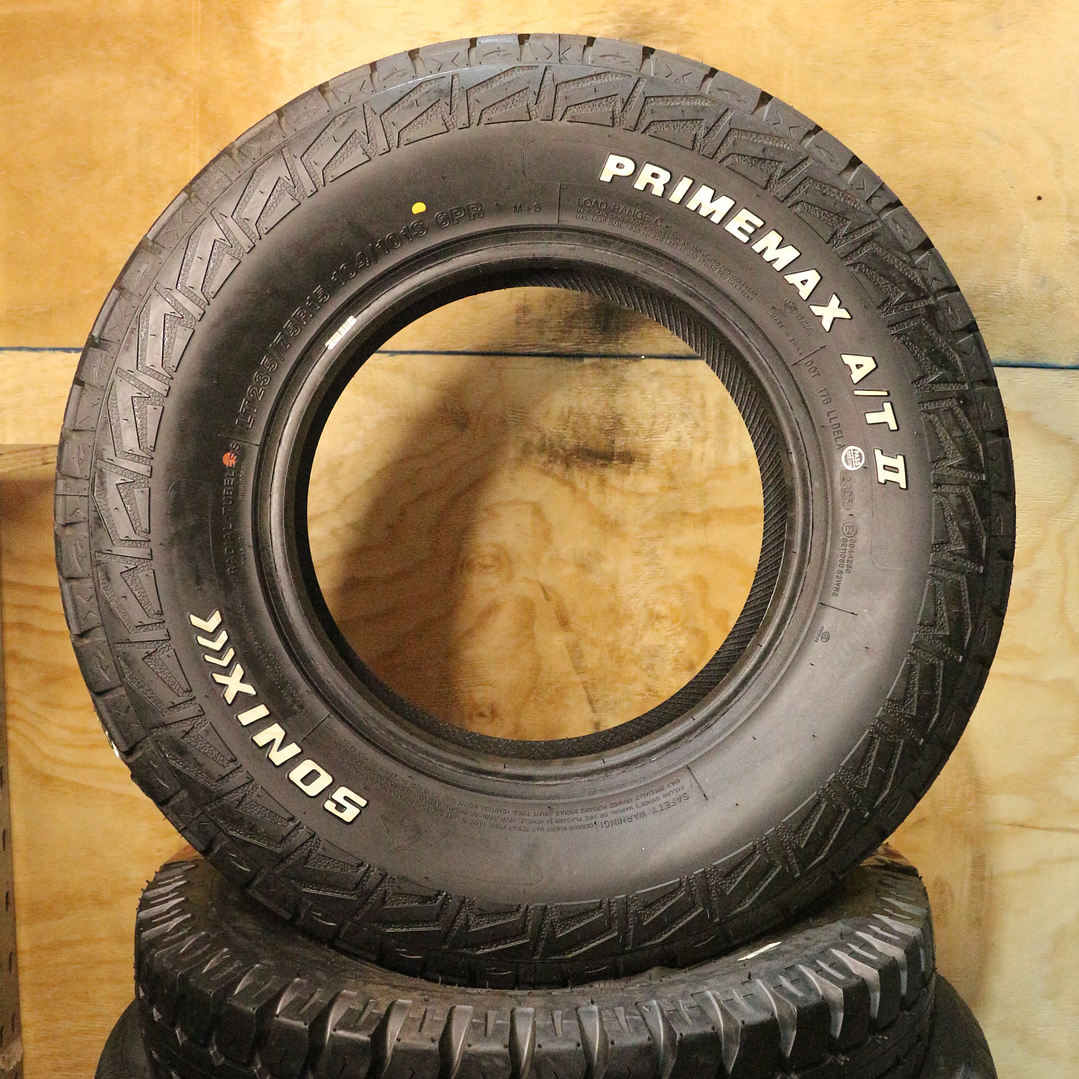 Neumático 235/75R15 SONIX AT2 104/101S LT W 2