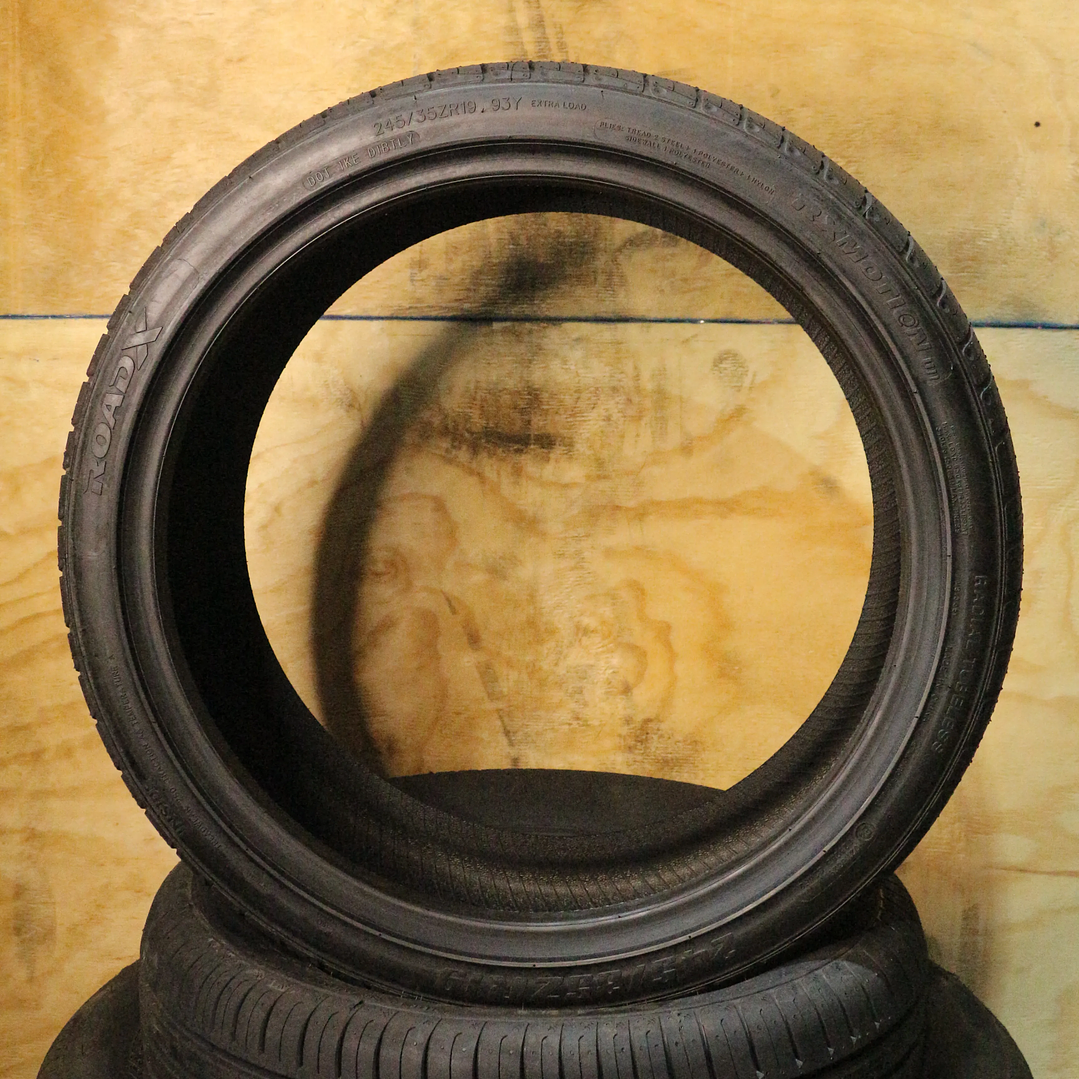 Neumático 245/35R19 ROADX H/T 93Y 2