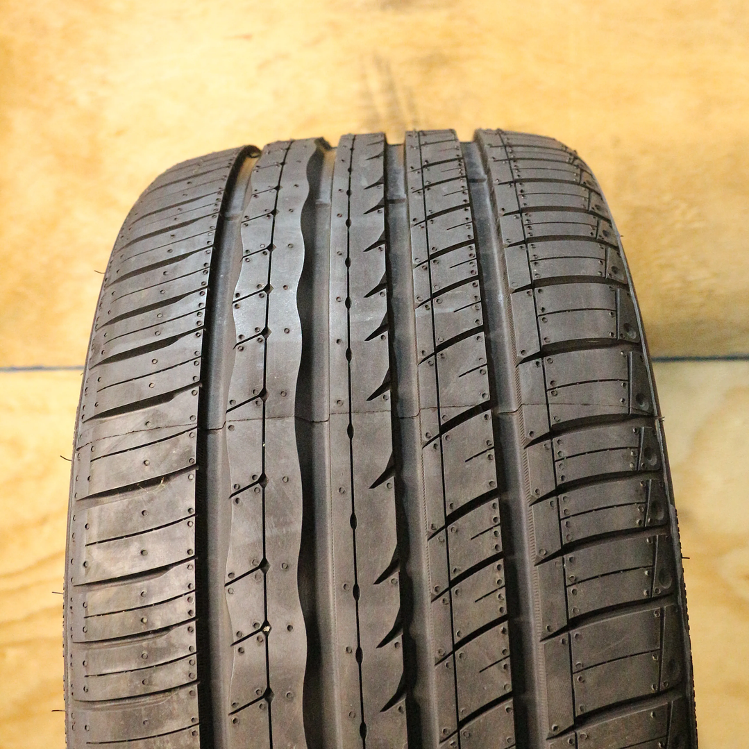 Neumático 245/35ZRZ18 ROADX U11 RUNFLAT 92Y XL 3