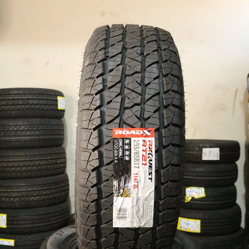 Neumático 255/65R17 ROADX AT21 114T 1