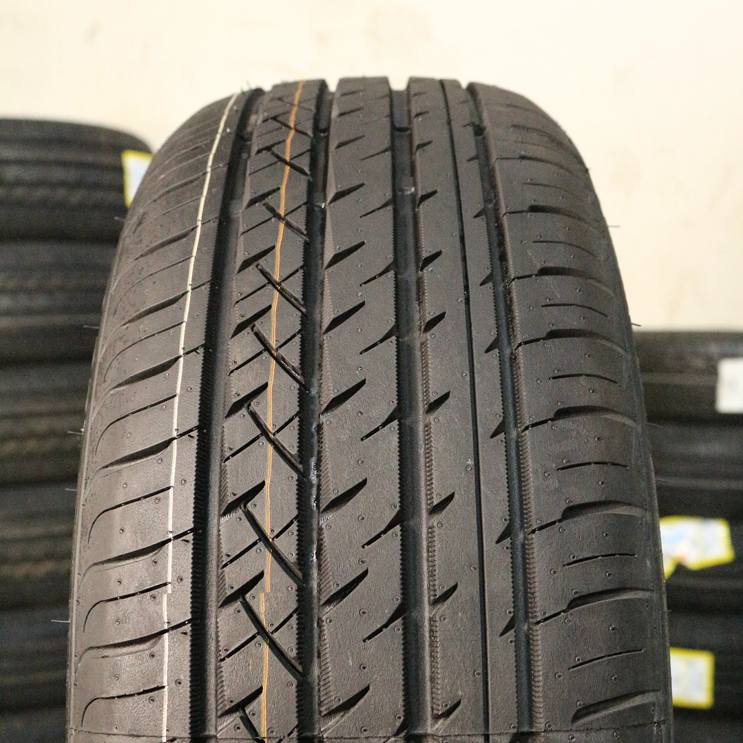 Neumático 205/55R17 SONIX UHP 8 3