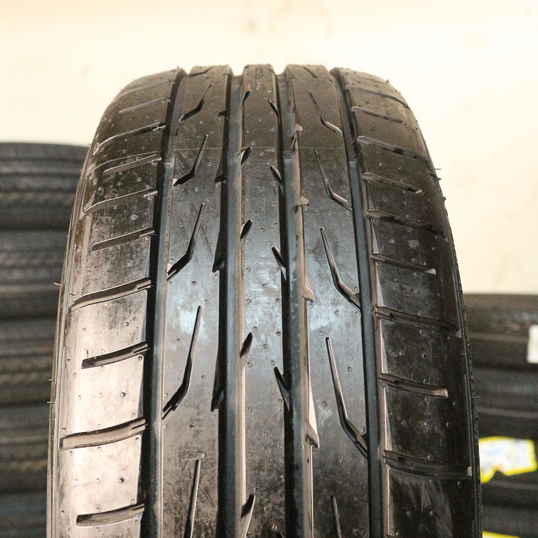 Neumático 215/45R17 DUNLOP DZ102 91W 3