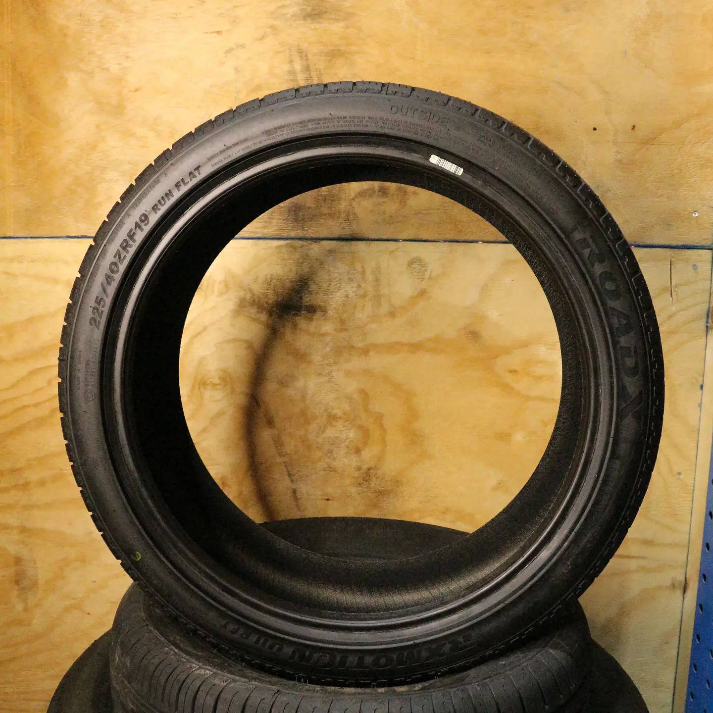 Neumático 225/40R19 ROADX U11 RUNFLAT 89W 2