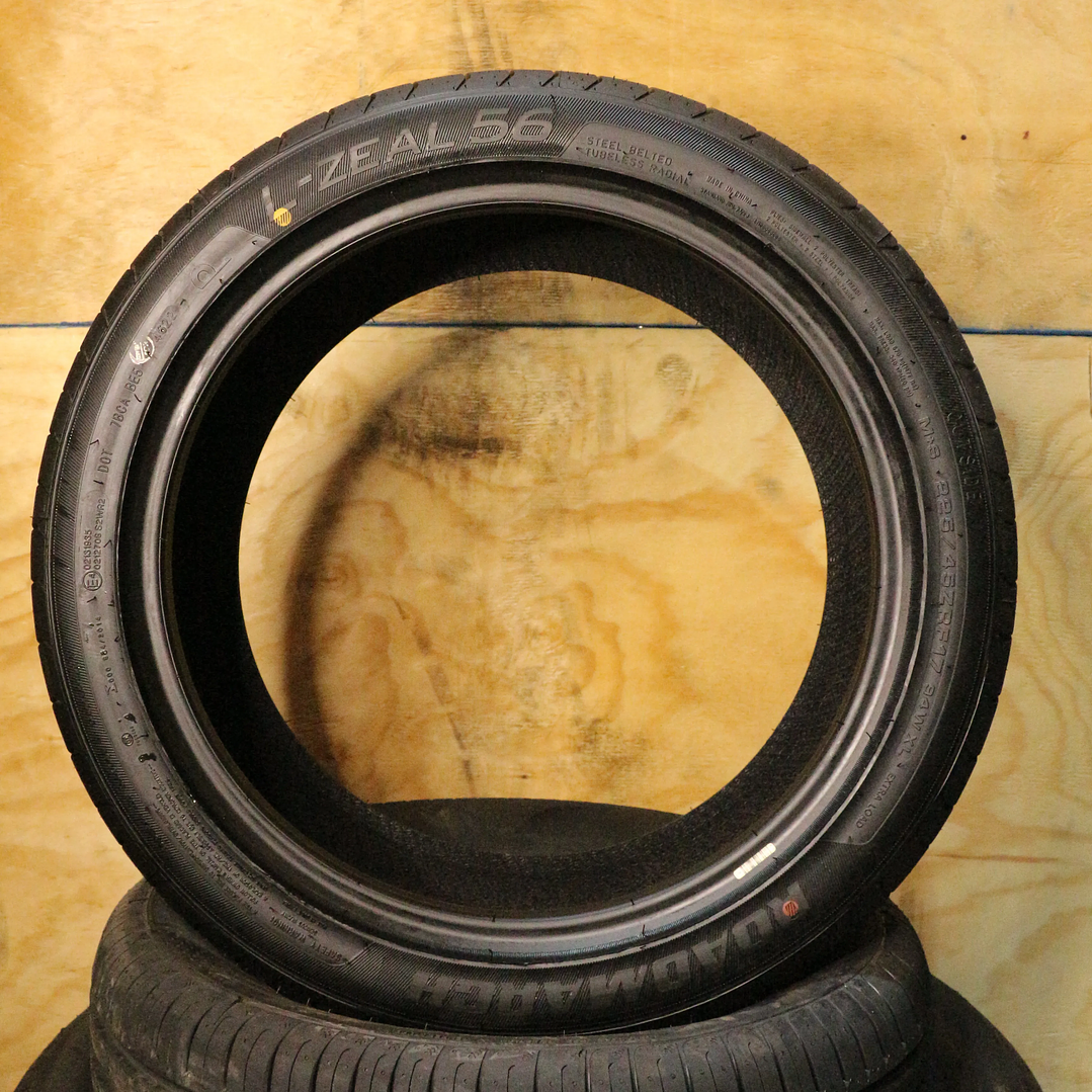 Neumático 225/45RZRF17 ROADMARCH LZEAL 56 RUNFLAT 2