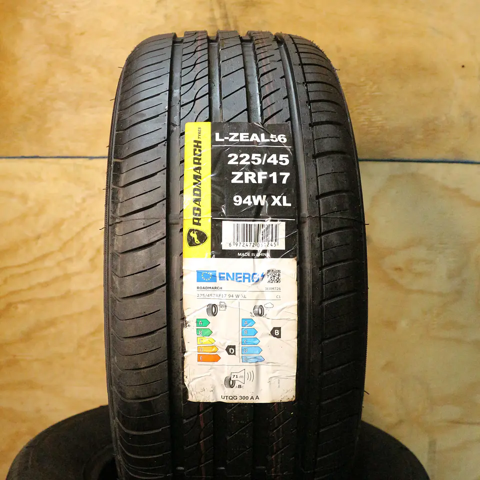 Neumático 225/45RZRF17 ROADMARCH LZEAL 56 RUNFLAT 1