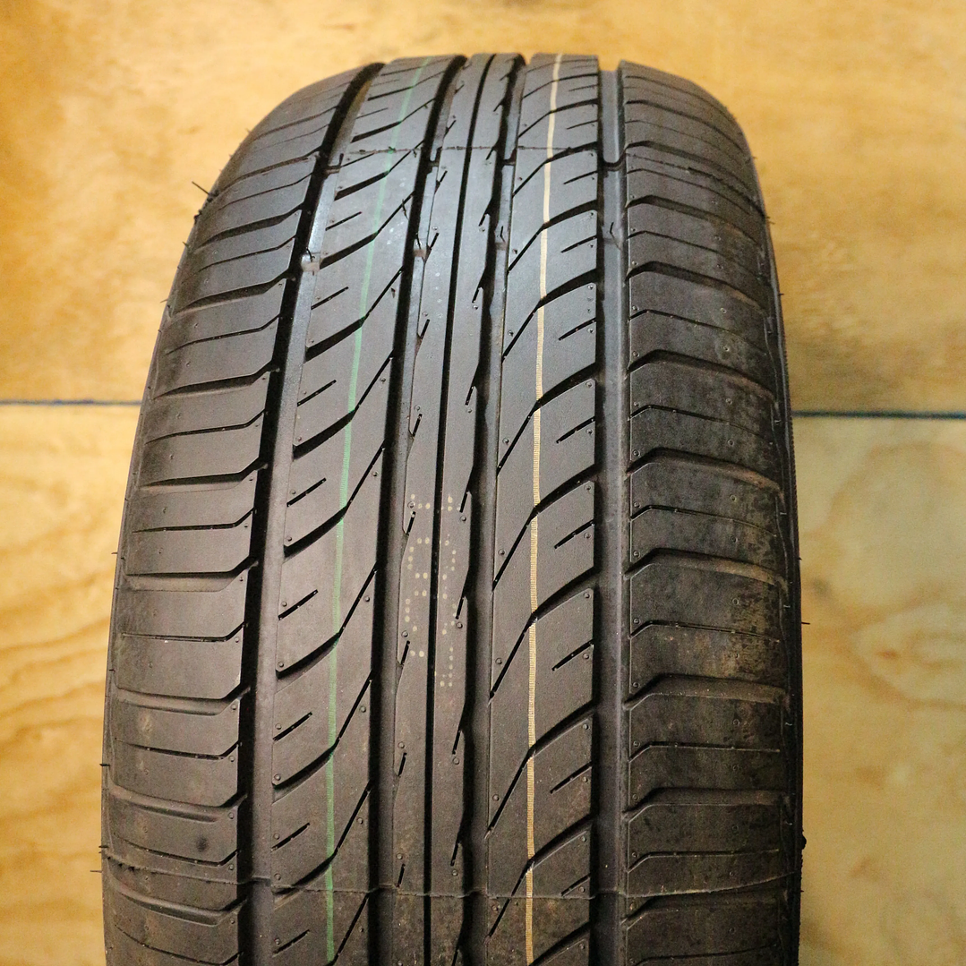 Neumático 225/55R17 ROADMARCH PRIMESTAR 66 101H 3