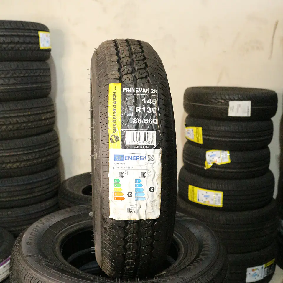 Neumático 145R13C ROADMARCH PRIMEVAN 28 88/86Q 1