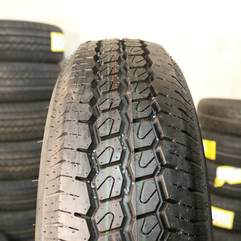 Neumático 145R13C ROADMARCH PRIMEVAN 28 88/86Q 3