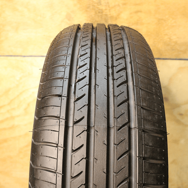 Neumático 175/65R14 GOODRIDE G118 82H 3