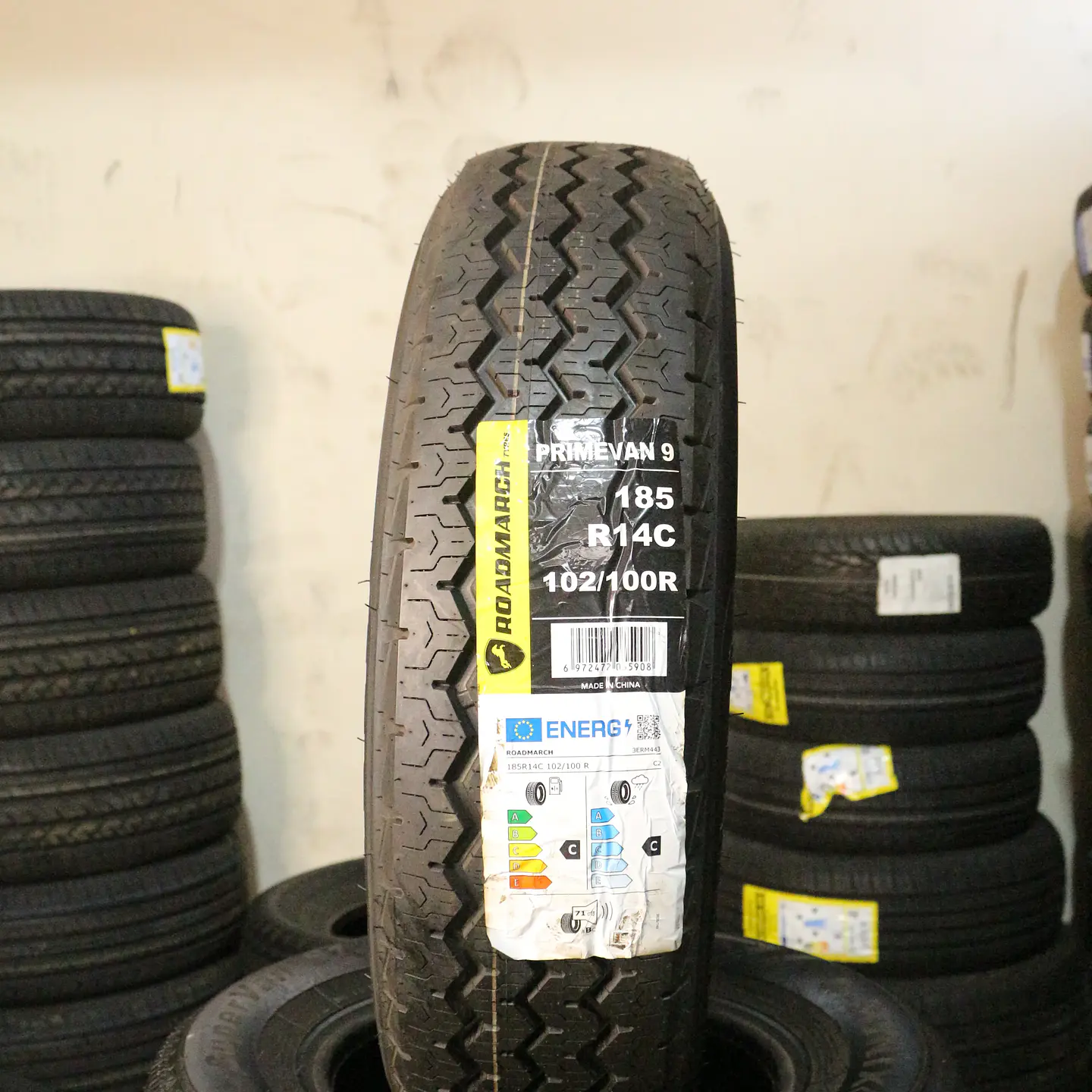Neumático 185R14C ROADMARCH PRIMEVAN 9 1