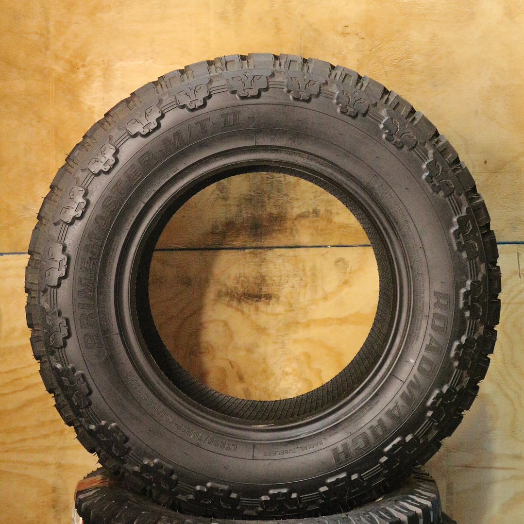 Neumático 265/70R17 ROADMARCH MT2 118Q 3