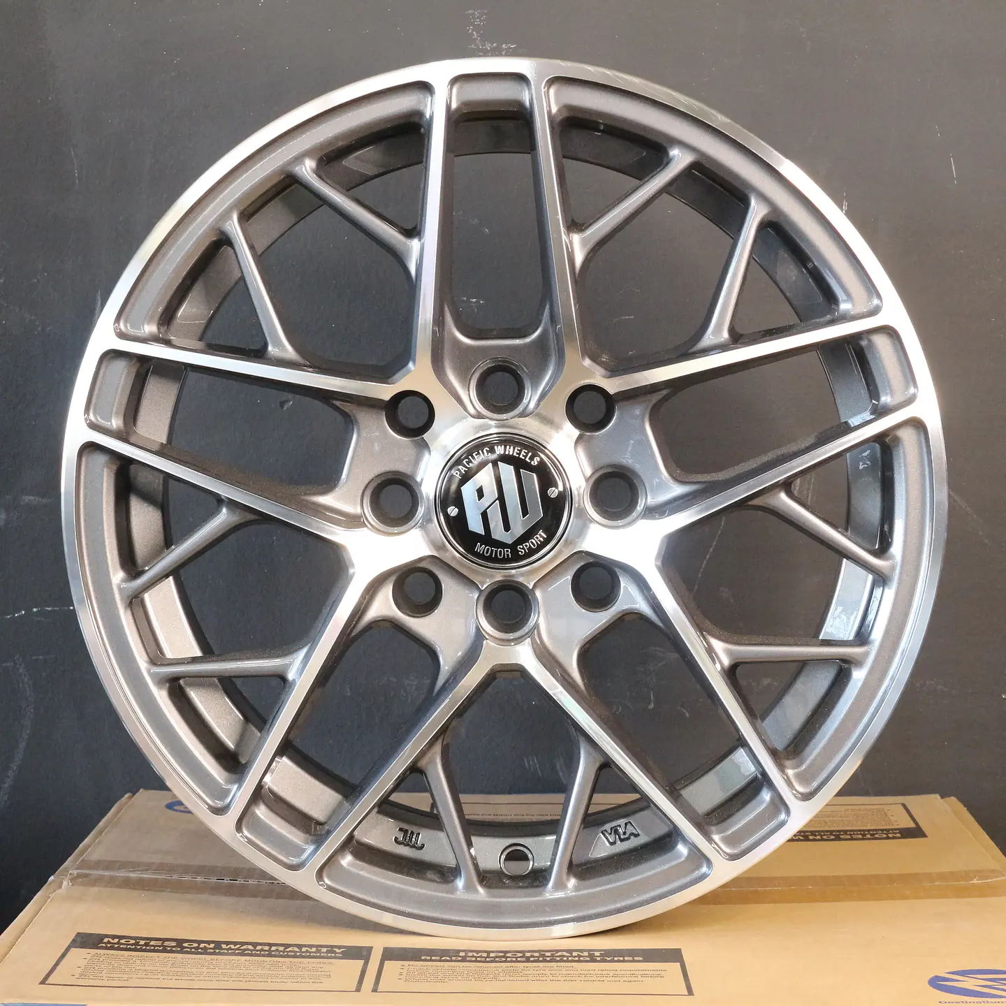 HURR461045GM Llanta Aro 14X6 4X100/114 Gm Et 35 1