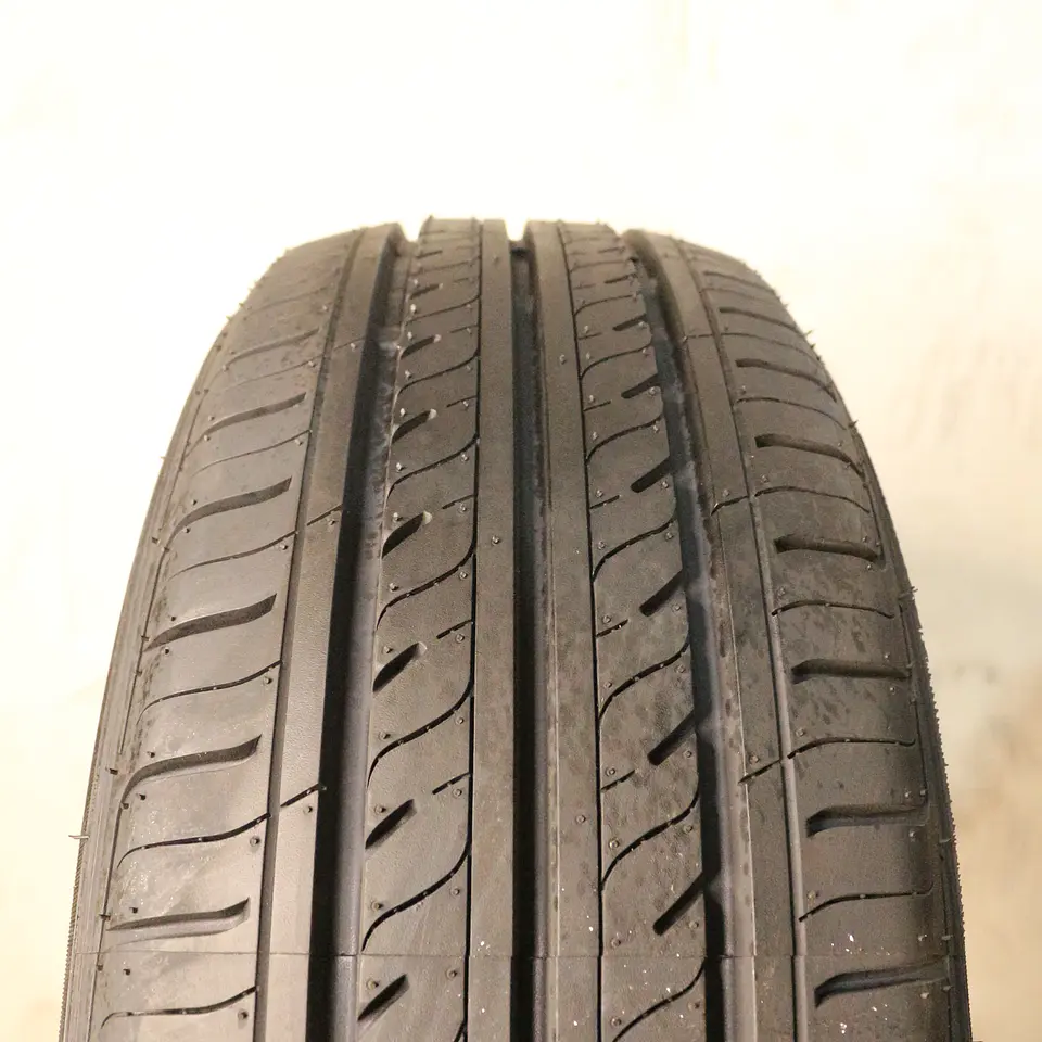 Neumático 195/55R16 GOODRIDE RP28 87V 3