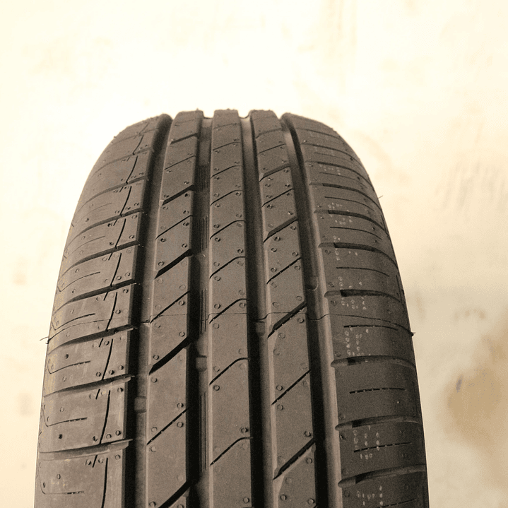 Neumático 195/60R15 ROADX H12 88H 3