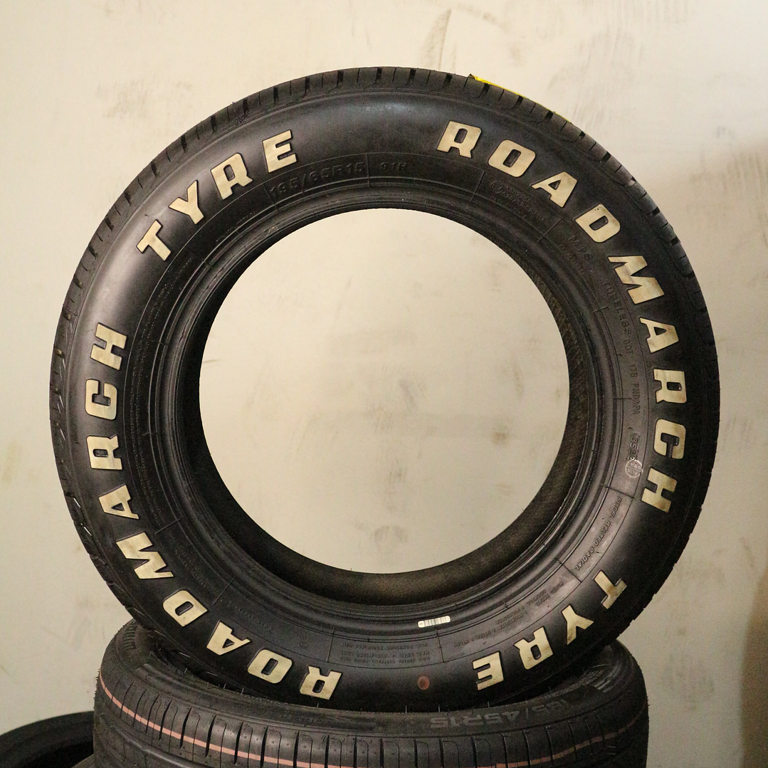 Neumático 195/65R15 ROADMARCH PRIMESTAR 66 LETRAS BLANCAS 91H 2