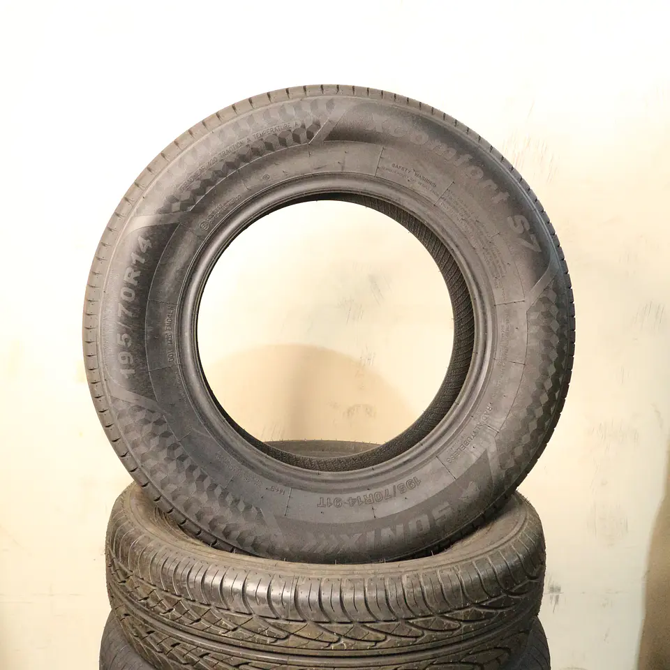 Neumático 195/70R14 SONIX XCOMFORT S7 91T 2