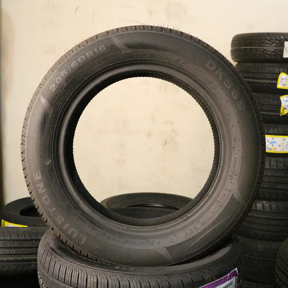 Neumático 205/60R16 LUISTONE DK569 92V 2