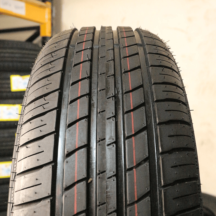 Neumático 205/60R16 LUISTONE DK569 92V 3